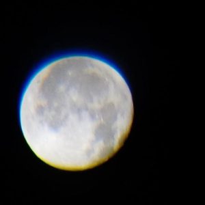خطای رنگی و تاثیر آن روی نصویر ماه